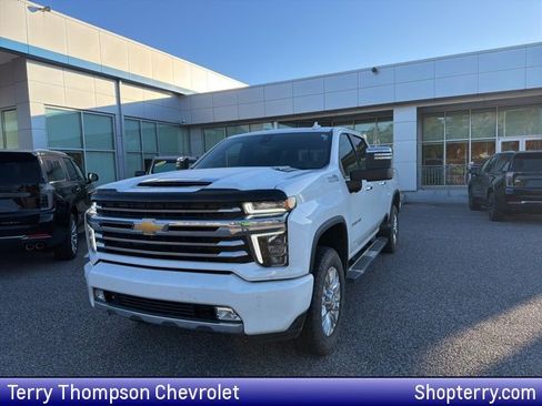Used 2021 Chevrolet Silverado 3500 High Country w/ Z71 Off-Road Package image 1