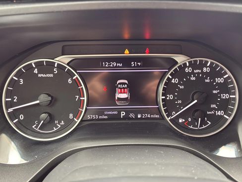 Used 2025 Nissan Rogue S FWD image 17