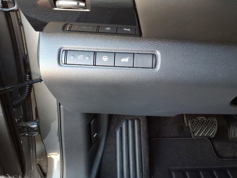 New 2026 Nissan Pathfinder SV AWD/4WD image 17