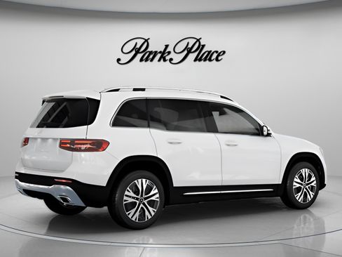 Used 2026 Mercedes-Benz GLB 250 image 22