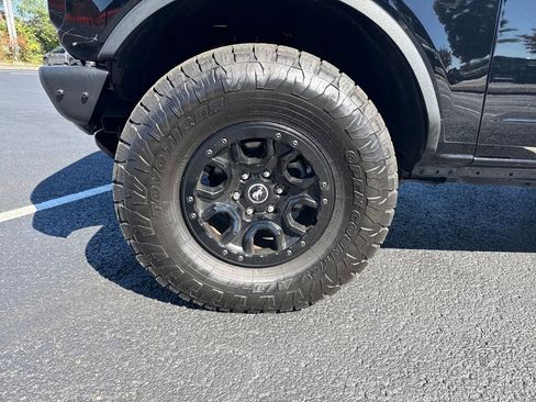 Used 2024 Ford Bronco Wildtrak image 34