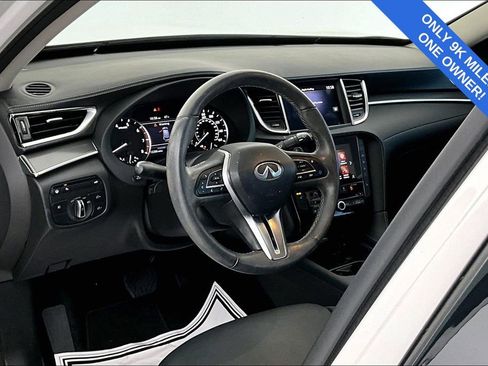 Used 2022 INFINITI QX50 Luxe image 17