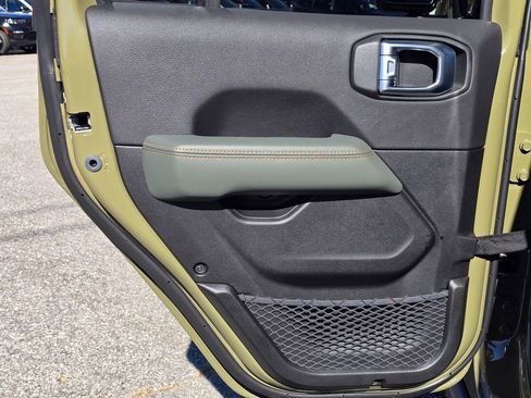 New 2026 Jeep Gladiator Mojave image 41