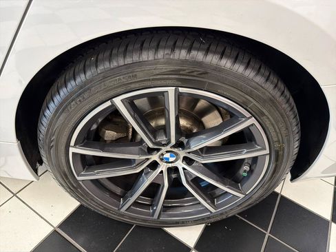 Used 2021 BMW 330e xDrive w/ Premium Package AWD/4WD image 10