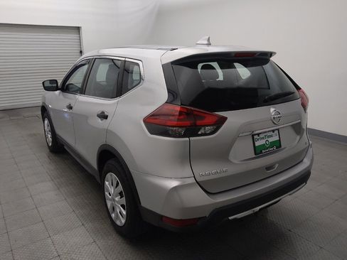 Used 2020 Nissan Rogue S image 5