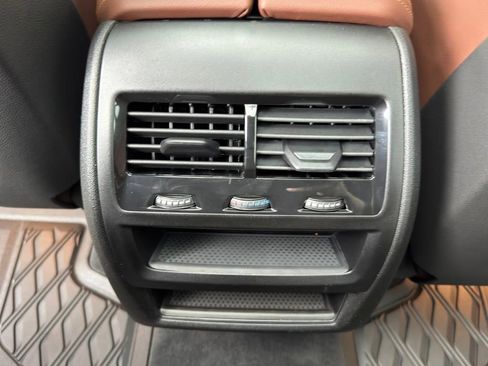 Used 2026 BMW X5 xDrive40i w/ Premium Package image 16