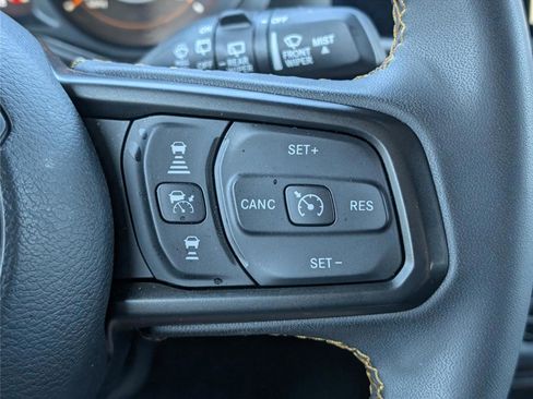 Used 2024 Jeep Wrangler Unlimited Sport AWD/4WD image 20