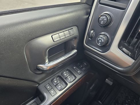 Used 2016 GMC Sierra 1500 SLT w/ SLT Premium Package AWD/4WD image 13
