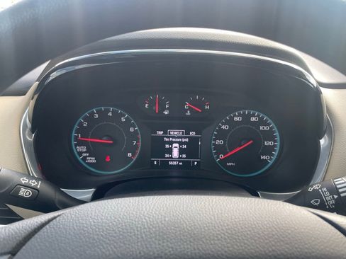 Used 2022 Chevrolet Traverse LS FWD image 15