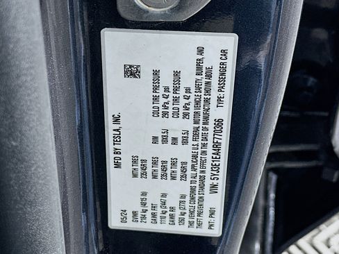 Used 2024 Tesla Model 3 Long Range RWD image 12