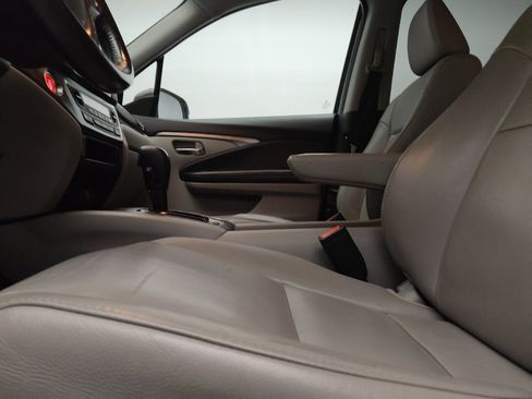 Used 2018 Honda Pilot EX-L image 17