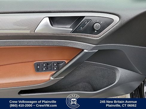 Used 2018 Volkswagen Golf Alltrack SE image 36