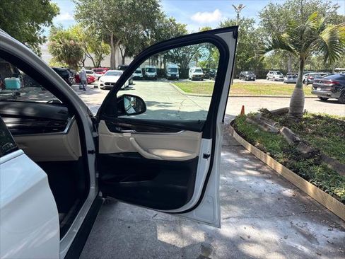 Used 2017 BMW X5 sDrive35i RWD image 24
