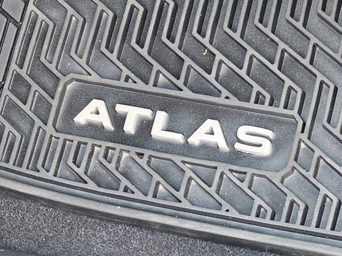 Used 2022 Volkswagen Atlas SE AWD/4WD image 42