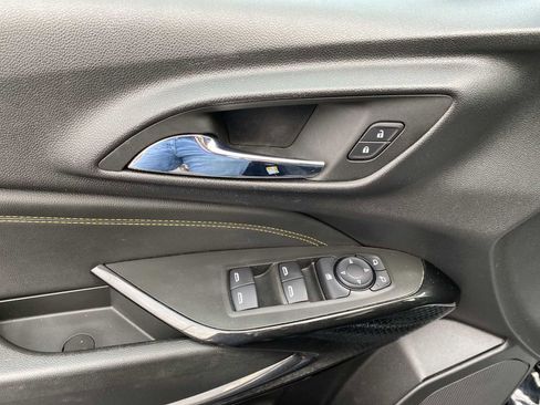 Used 2024 Chevrolet Trax ACTIV w/ Sunroof Package image 23