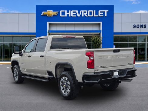 New 2026 Chevrolet Silverado 2500 Custom w/ Custom Value Package AWD/4WD image 7