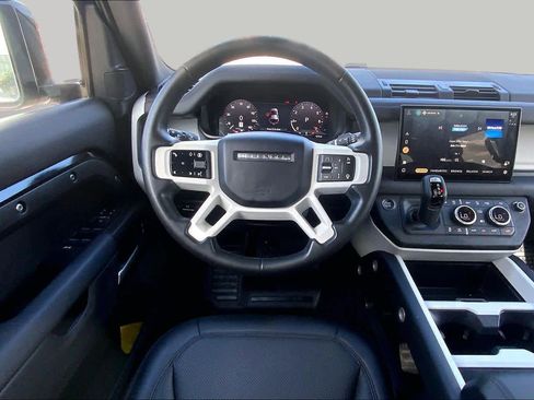 Used 2025 Land Rover Defender 110 S AWD/4WD image 6