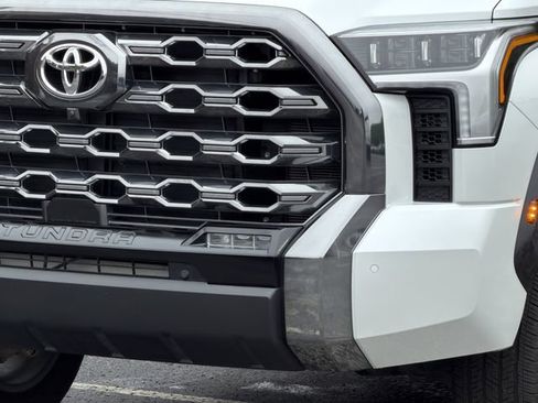Used 2025 Toyota Tundra Platinum AWD/4WD image 8