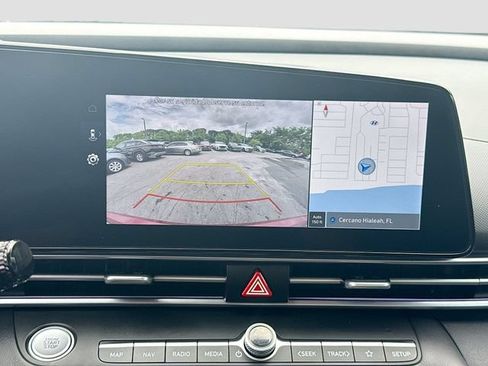Certified 2025 Hyundai Elantra SEL FWD image 13