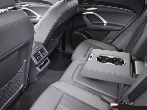 New 2026 Audi Q5 Premium Plus AWD/4WD image 17