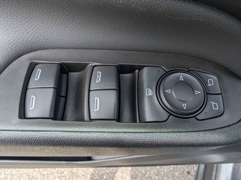 Used 2024 Chevrolet Equinox LT AWD/4WD image 9