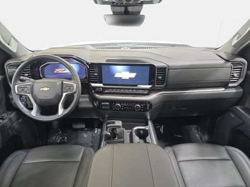 Used 2025 Chevrolet Silverado 1500 LTZ AWD/4WD image 10