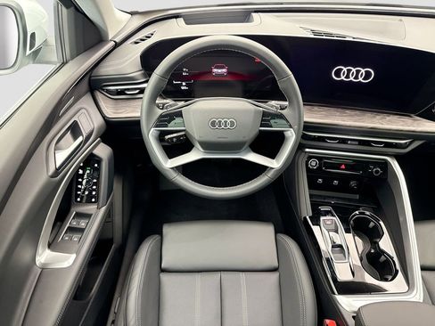 Used 2025 Audi Q5 Premium Plus AWD/4WD image 12