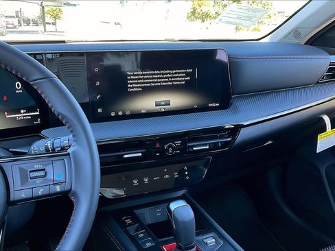 New 2026 Nissan Kicks SR image 6