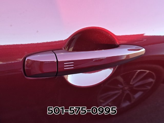 Used 2023 Nissan Pathfinder SV AWD/4WD image 11