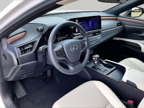 Certified 2025 Lexus ES 350 w/ Premium Package FWD image 18