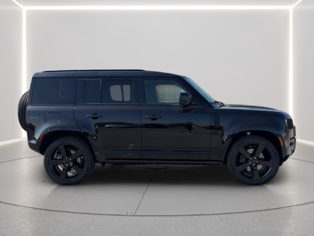 New 2026 Land Rover Defender 110 X-Dynamic SE AWD/4WD image 4