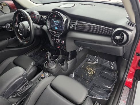 Used 2020 MINI Cooper S w/ Storage Package image 29