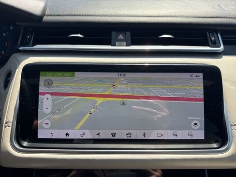 Used 2018 Land Rover Range Rover Velar AWD/4WD image 19
