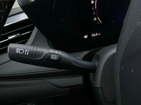 Used 2025 Buick Encore GX Preferred image 34