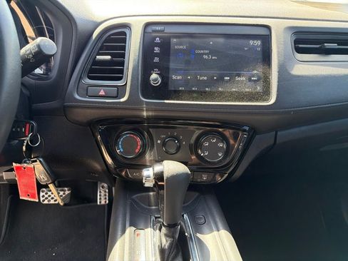 Used 2020 Honda HR-V Sport image 17