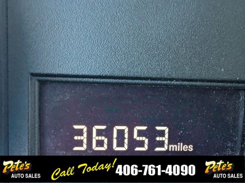 Used 2018 Dodge Grand Caravan SE w/ UConnect Hands-Free Group image 24