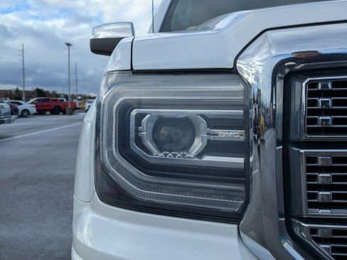 Certified 2018 GMC Sierra 1500 Denali w/ Denali Ultimate Package AWD/4WD image 43