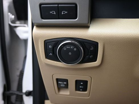 Used 2016 Ford F150 Lariat w/ Equipment Group 501A Mid image 14