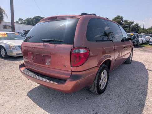 Used 2006 Dodge Grand Caravan SXT FWD image 5