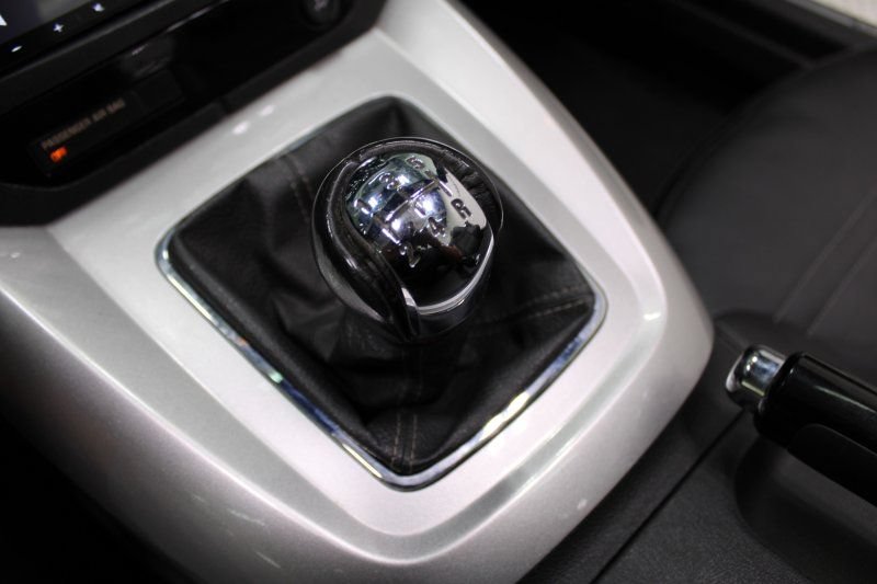 Used 2008 Saturn Sky w/ Premium Trim Package RWD image 33