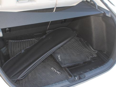 Used 2024 Honda Civic EX-L image 8