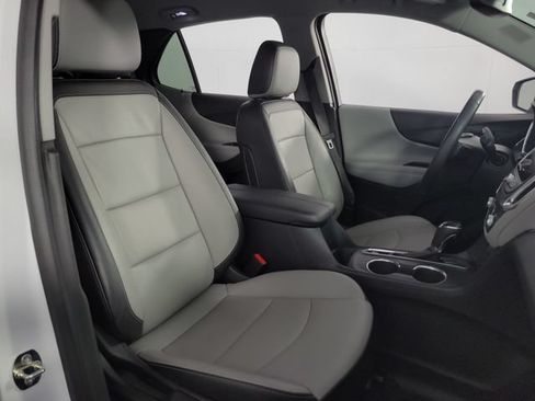 Used 2019 Chevrolet Equinox Premier FWD image 14
