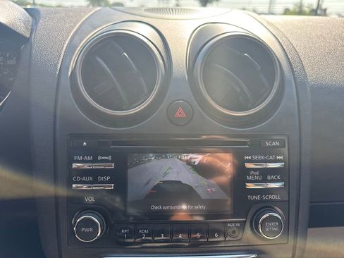 Used 2014 Nissan Rogue S w/ Convenience Package FWD image 18