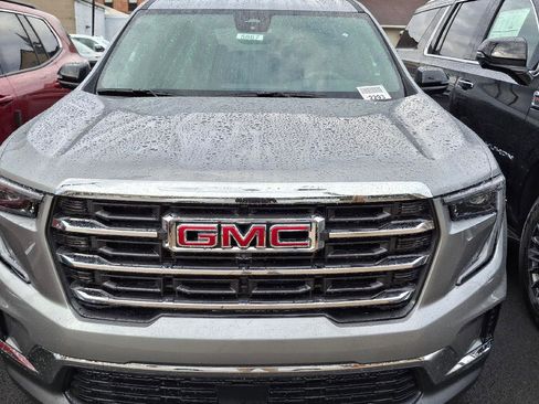 New 2026 GMC Acadia Elevation AWD/4WD image 2