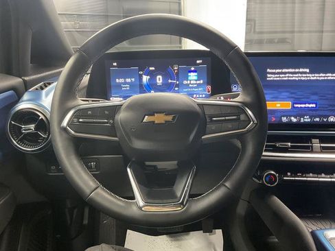 Used 2025 Chevrolet Equinox EV LT w/ Convenience Package II AWD/4WD image 17