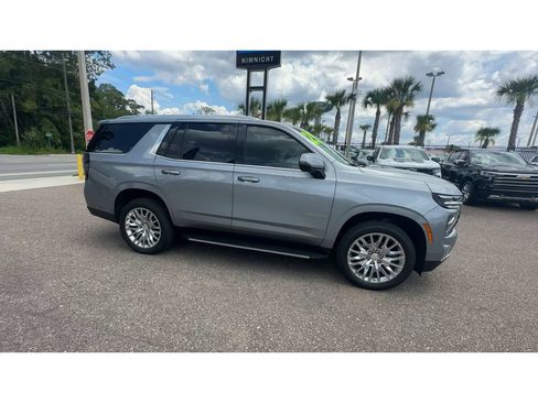 Used 2025 Chevrolet Tahoe LT w/ Comfort Package RWD image 9