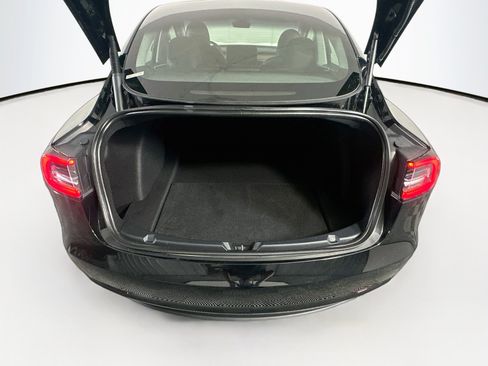 Used 2023 Tesla Model 3 Standard Range RWD image 29