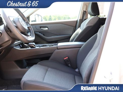 Used 2023 Nissan Rogue SV AWD/4WD image 23