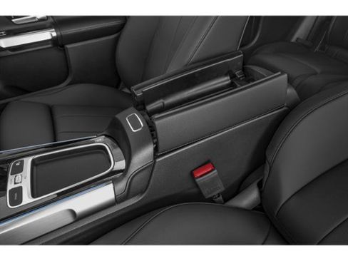 New 2026 Mercedes-Benz GLB 250 4MATIC image 23