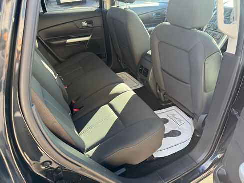 Used 2013 Ford Edge SE image 13